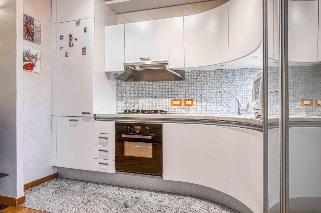 Joivy Vibrant Flat With Balcony Apartment Milan Luaran gambar