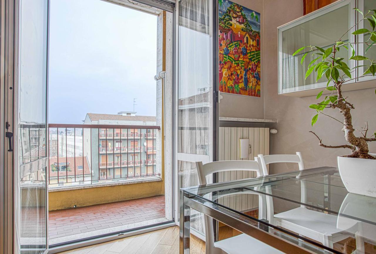Joivy Vibrant Flat With Balcony Apartment Milan Luaran gambar
